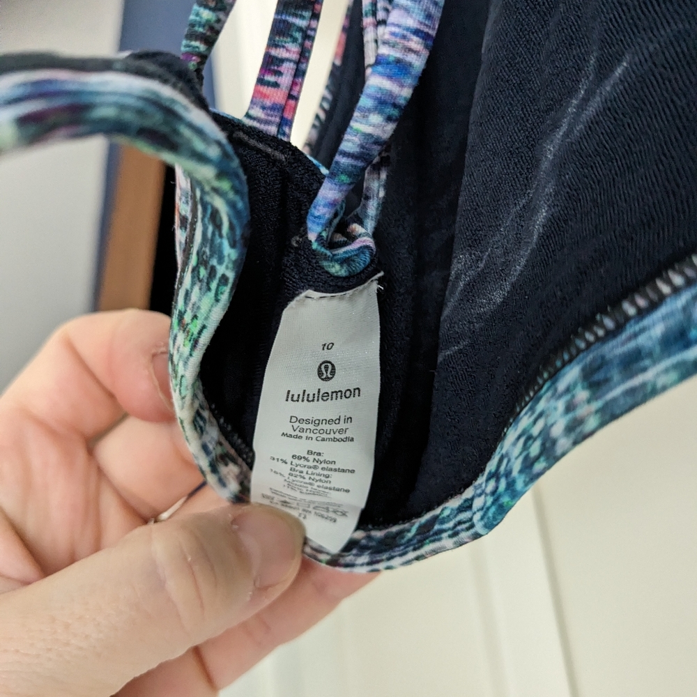 Lululemon multicolor bra 10 high neck - Picture 3 of 3